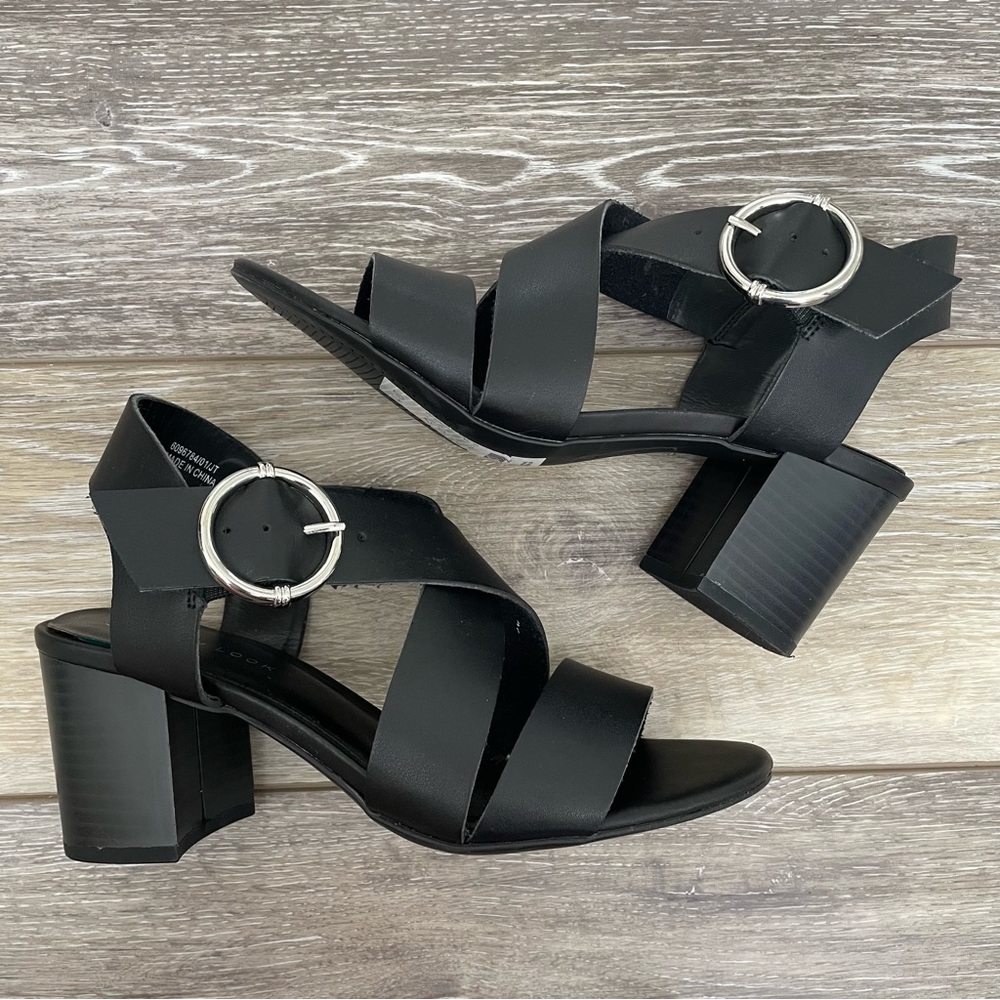 NWOT New Look Black Heeled Sandals